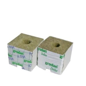 grodan-cubes-ldr-75x75x65-trous-25-35-mm-carton-de-384-pcs-e1641031013169